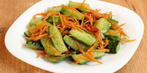 Slani krastavci sa šargarepom na korejski način